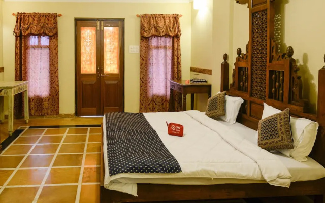 OYO 850 Hotel River Palace