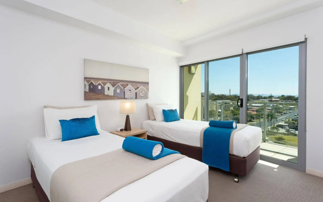 Proximity Waterfront Apartments
