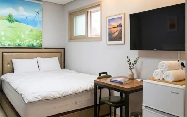 Ara Guesthouse