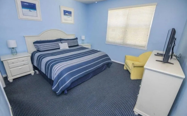 James' Runaway Beach Condo