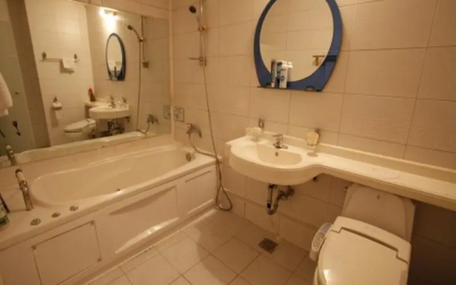 Goodstay Hotel Duo