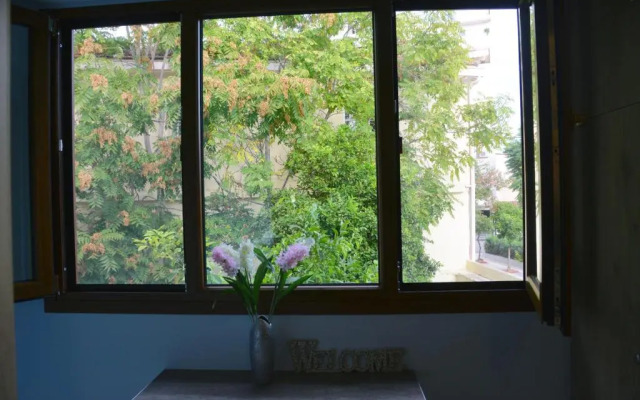 Neo Faliro train st. 2 bedrooms 4 pers. apartment