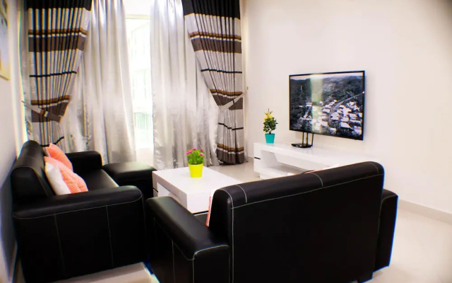 Crest Residence