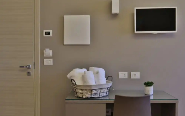 Piazza Italia  -  Rooms  for Rent