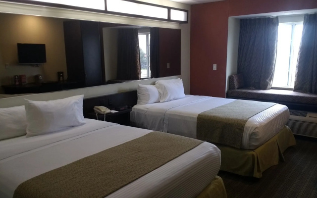 Microtel Inn & Suites by Wyndham Toluca
