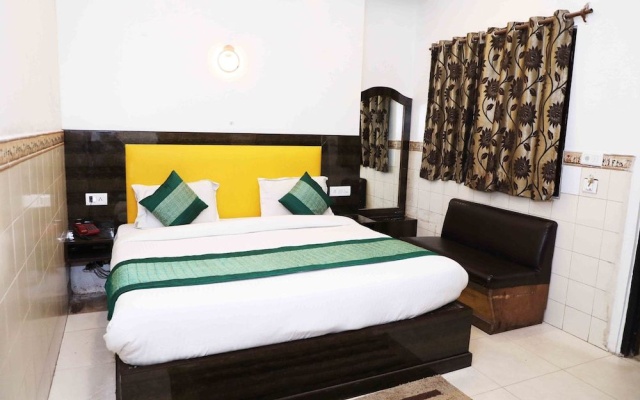 Hotel Kumar Palace