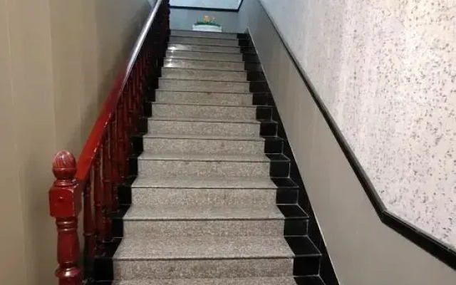 Mike Hotel (Zhengding Airport)