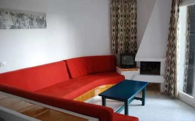 Las Bouganvillas