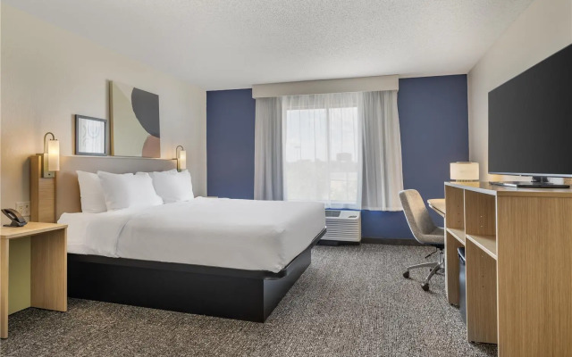 Spark by Hilton La Crosse Onalaska