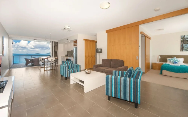 1 Bright Point Apartment 4501