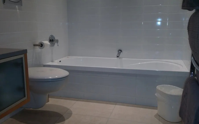 Waimahana Apartment 2