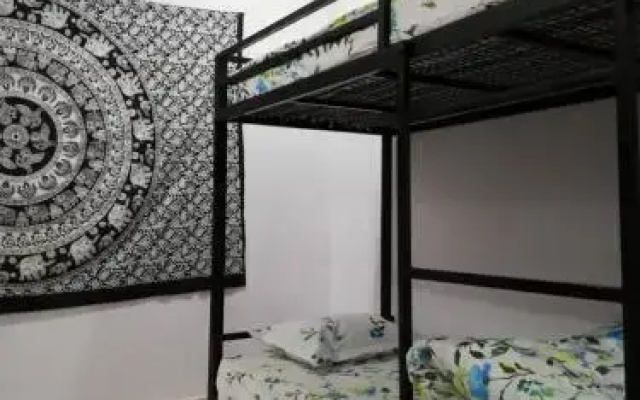Om Trance Hostel