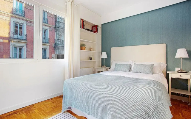 Apartment Near Retiro Park & Prado Museum Retiro I