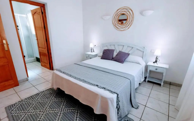 0302 - Villa Pera