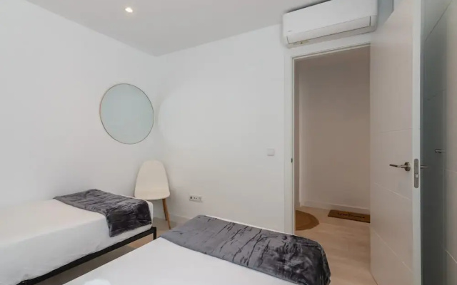 Family Apartment With Balcony, Wifi