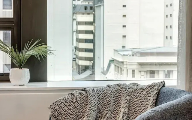 Classy 1bed Apartment in Cape Town City Suite 1001