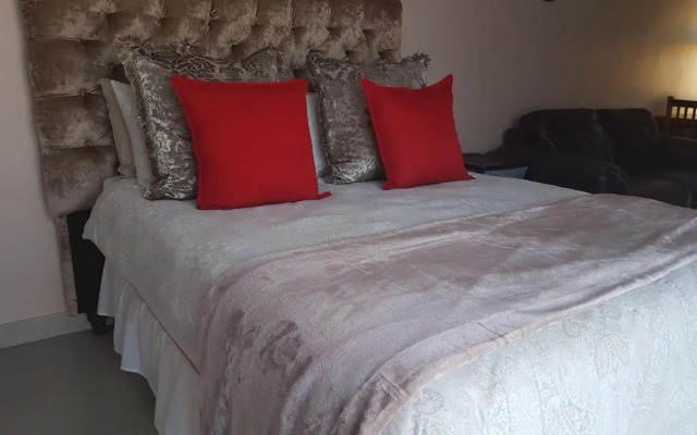 Marine48 Self-Catering Port Elizabeth