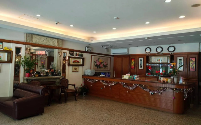 Sin Fu Business Hotel