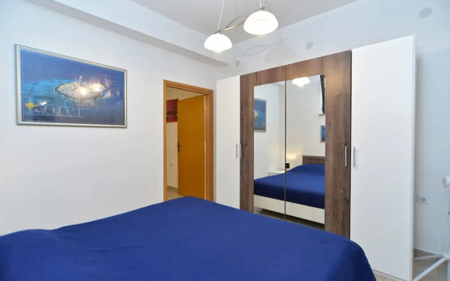 Apartment 1927