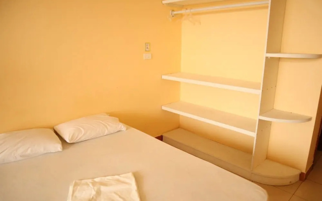 Hotel Atacames Inn