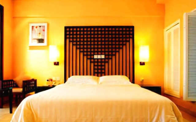 Yangpu Tianya Fashion Hotel