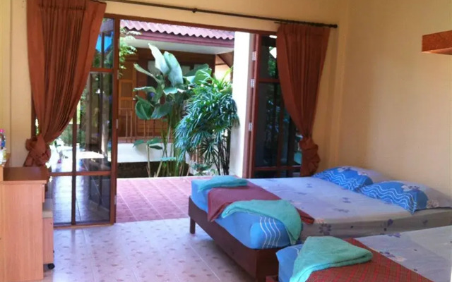 Haad Yao Sunset Bungalow