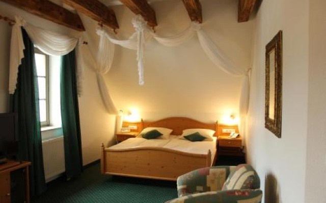 Hotel Lay-Haus