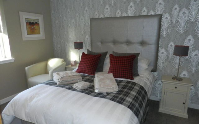 Highland Holiday Homes - Benavon