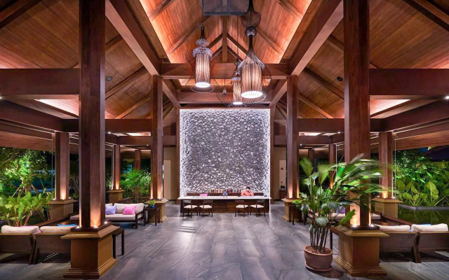 Khanom Beach Resort & Spa