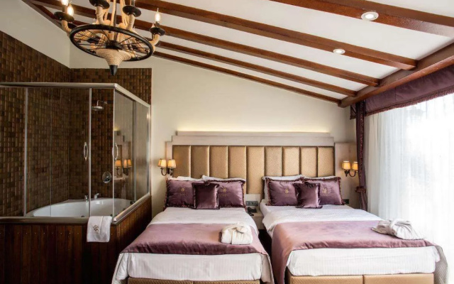 Bonne Sante Hotel