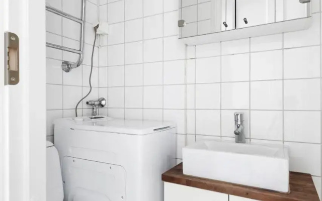 WeHost Fully Equipped Studio in Design District