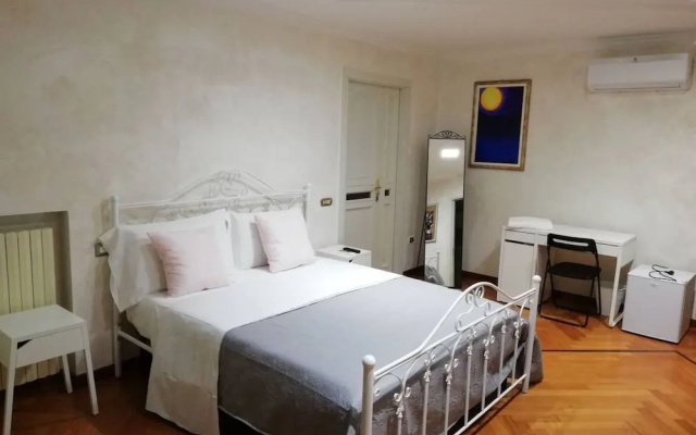 Naples Dome Suites