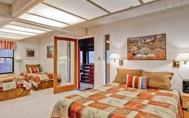 Scenic Wonders Yosemite Escape 3 Bedroom
