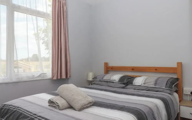 Dolphin Chalet