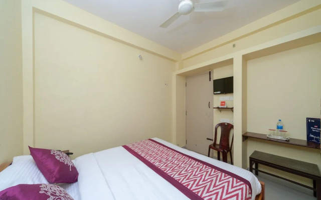 OYO 16346 Ss Residency
