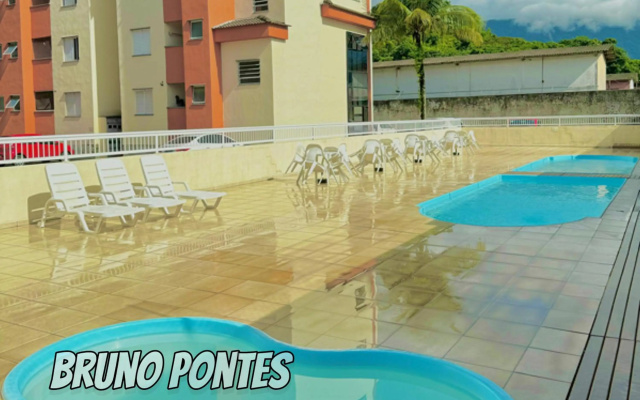 Apartamento Com Piscina E Churrasqueira Em Ubatuba