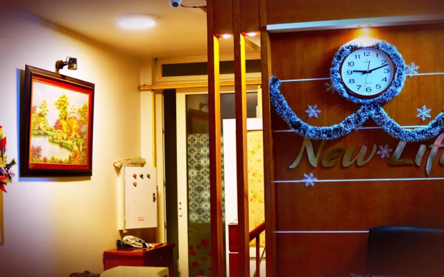 New Life Hotel
