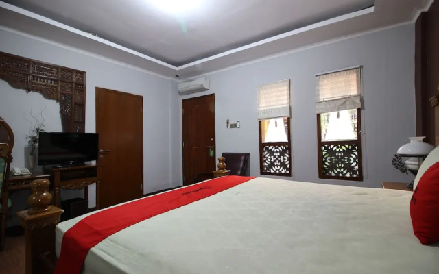RedDoorz Plus near Tugu Jogja 2
