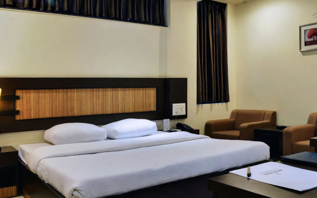 Regal Hotel