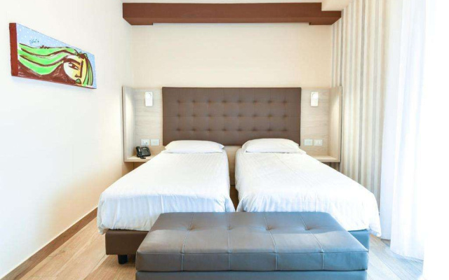 BHotel