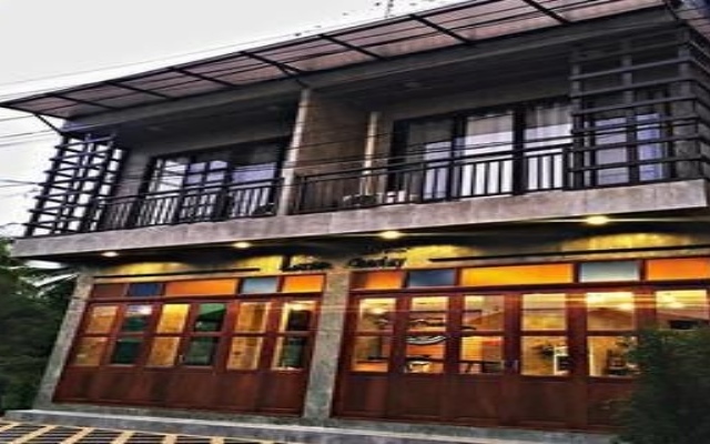 Lanta Chaolay Hostel Ланта вид на фасад