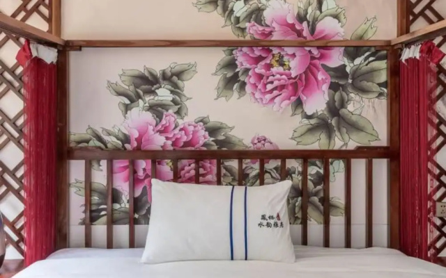 Easy Stay River View Hotel