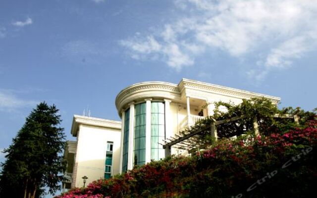 Отель The Jinggangshan Holy Land Resort вид на фасад