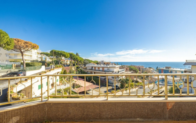 Sun & Sea Homes by Wonderful Italy