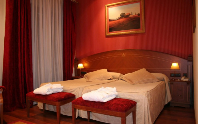 Palacio de La Magdalena Hotel