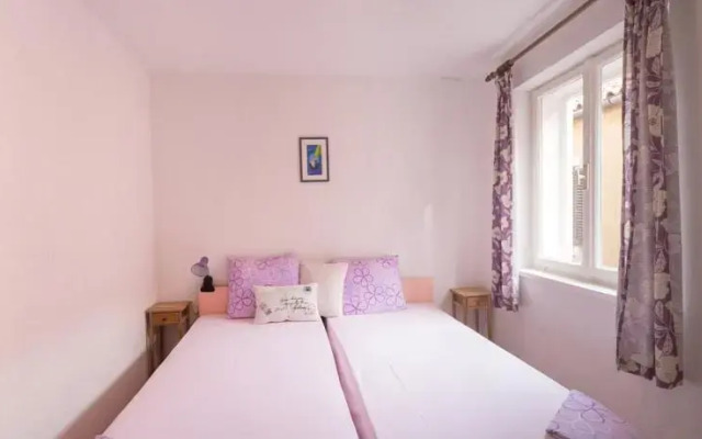 Sunshine Apartments