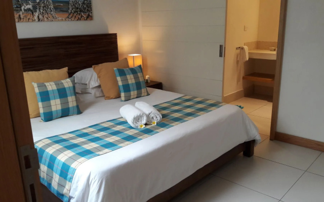 Villasun Seafront Apartment at Cap Ouest