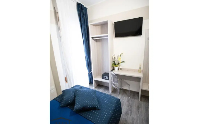 Home Hotel
