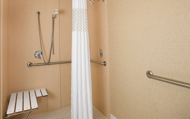 Hampton Inn Long Island/Islandia