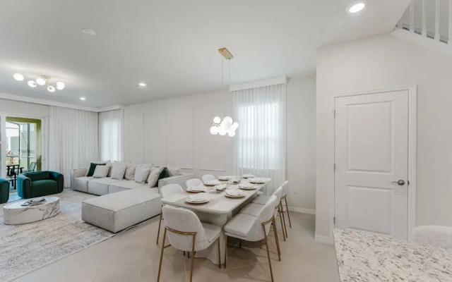 Amazing 7 bd Summerkitchen Gameroom